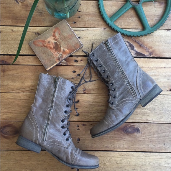 Steve Madden Shoes - Steve Madden Troopa Leather Boots (7.5)